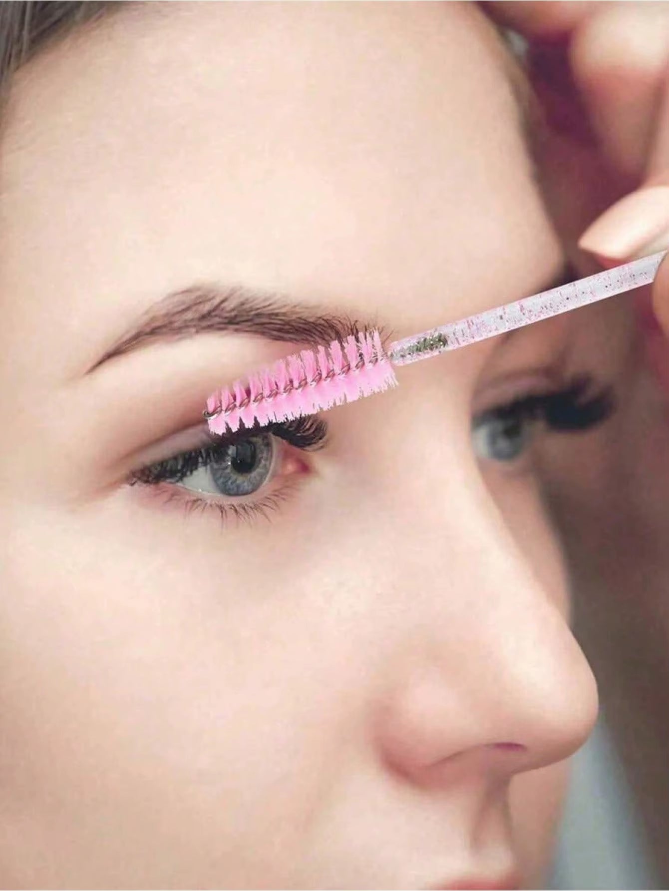 50PCS Crystal Pink Mascara Wands - Disposable Bendable Eyebrow Spoolies, with Container for Lash Extensions & Castor Oil